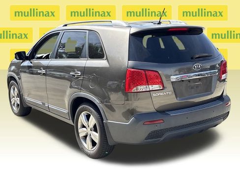 Used 2013 Kia Sorento EX image 8