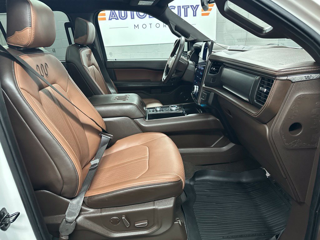 Used 2023 Ford Expedition King Ranch AWD/4WD image 19