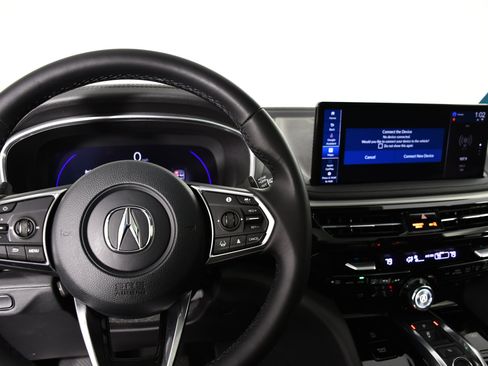 Certified 2025 Acura MDX SH-AWD image 16