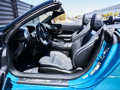 Used 2022 Mercedes-Benz SL 63 AMG 4MATIC w/ AMG Aerodynamic Package image 34