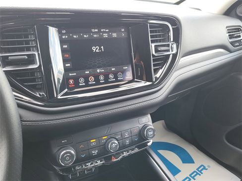 Used 2021 Dodge Durango SXT image 22
