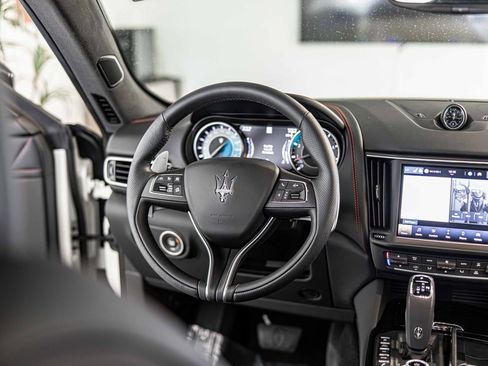 Used 2024 Maserati Levante Modena Ultima image 40