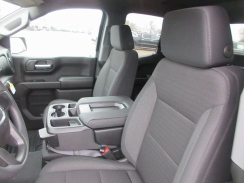 New 2026 GMC Sierra 1500 Pro w/ Graphite Edition AWD/4WD image 13