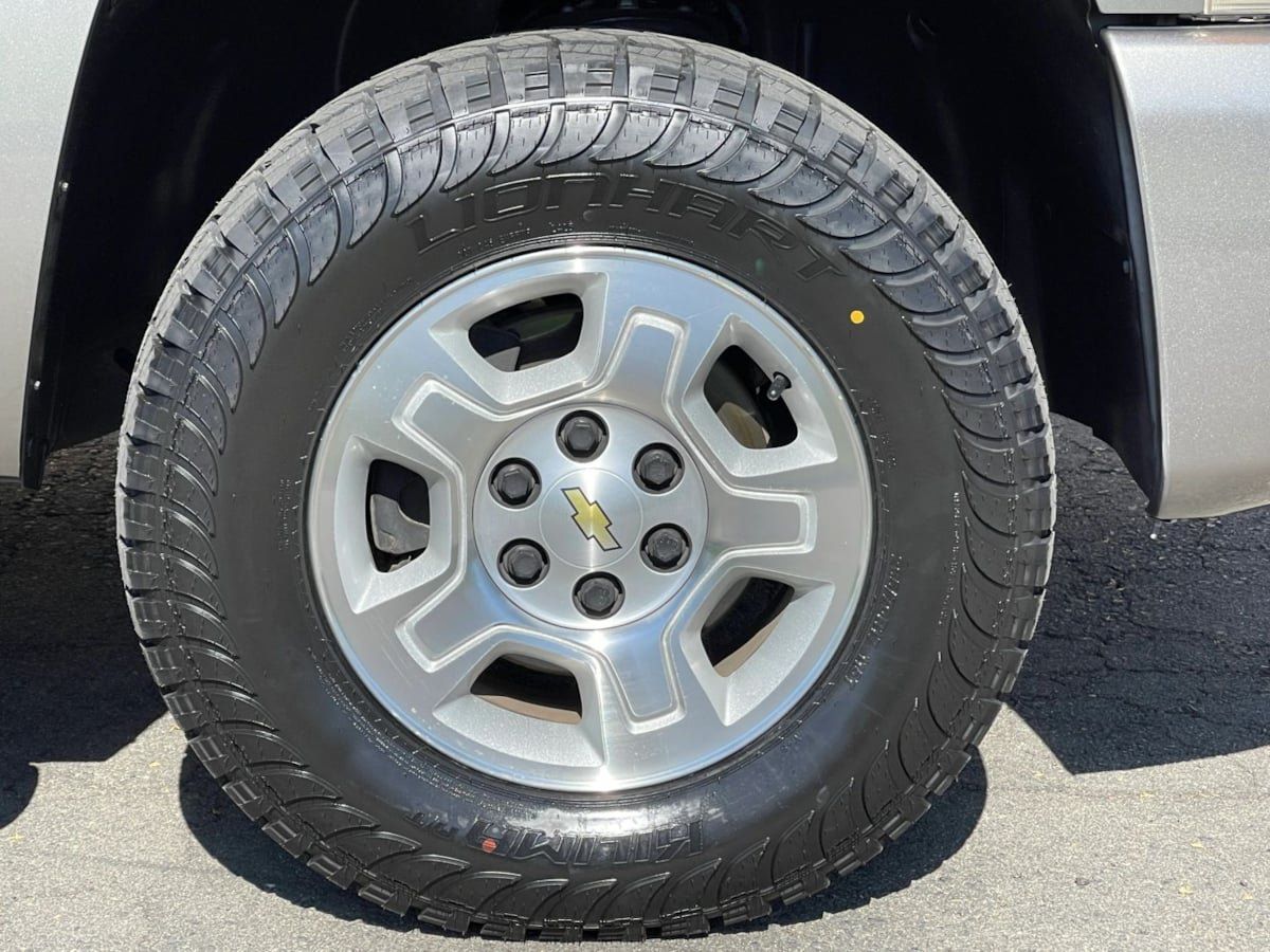 Used 2008 Chevrolet Silverado 1500 LT w/ Towing Package RWD image 26