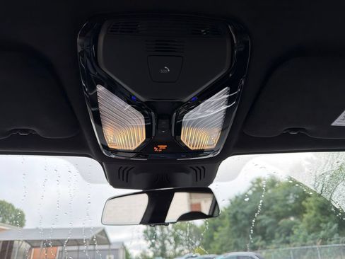 Used 2022 BMW X7 M50i AWD/4WD image 43
