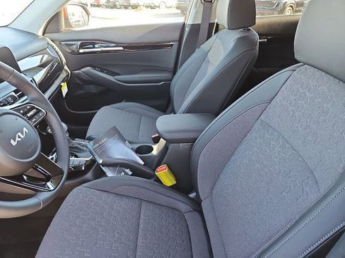 New 2026 Kia Seltos S image 10