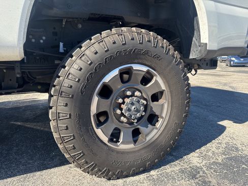 Used 2024 Ford F250 King Ranch w/ Tremor Off-Road Package image 12