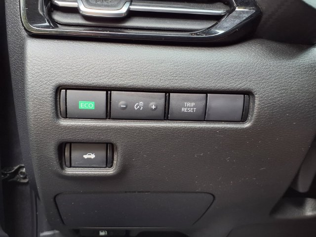 Used 2020 Nissan Sentra S FWD image 13