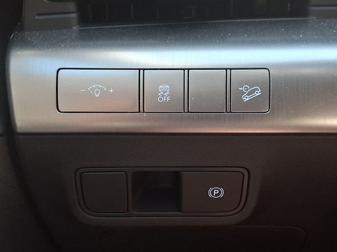 Used 2026 Hyundai Kona SEL Premium AWD/4WD image 22