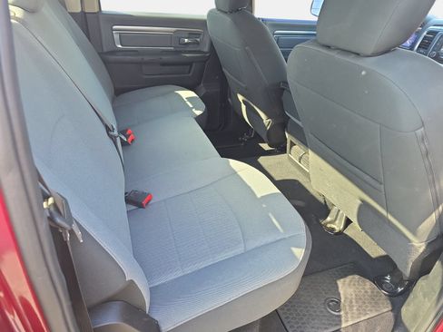 Used 2021 RAM 1500 Classic SLT AWD/4WD image 11