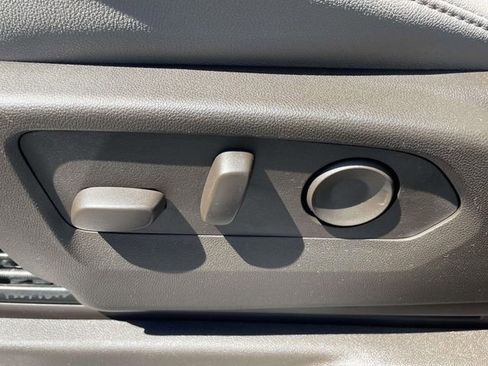 Certified 2025 Chevrolet Tahoe Z71 w/ Comfort Package image 17