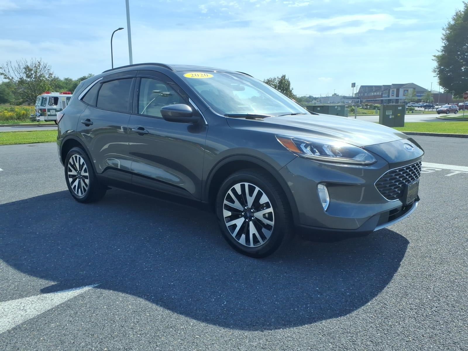 Used 2020 Ford Escape SEL AWD/4WD image 3