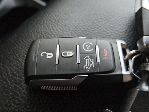 Used 2025 RAM 1500 Big Horn image 35