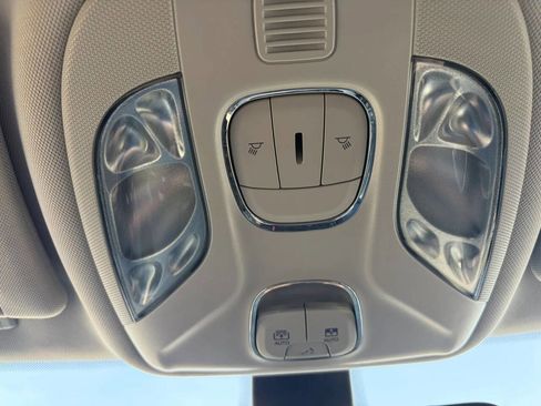 Used 2019 Jeep Compass Limited AWD/4WD image 15