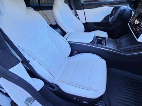 Used 2021 Tesla Model S Plaid AWD/4WD image 29