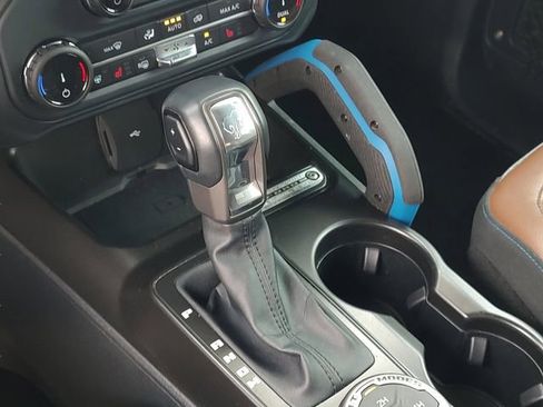 Used 2022 Ford Bronco Outer Banks w/ Sasquatch Package image 19