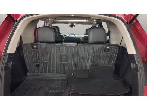 Used 2025 Honda Pilot Touring image 23