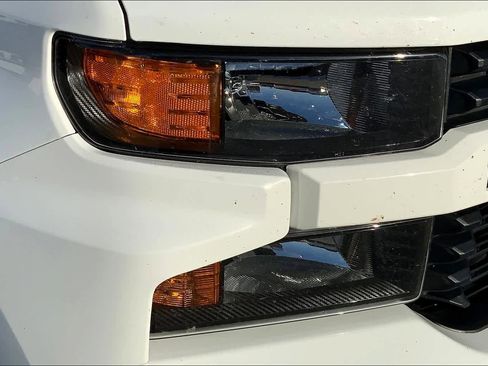 Used 2022 Chevrolet Silverado 1500 Custom w/ Safety Confidence Package image 26