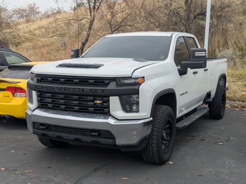 Used 2020 Chevrolet Silverado 2500 W/T w/ WT Convenience Package image 3