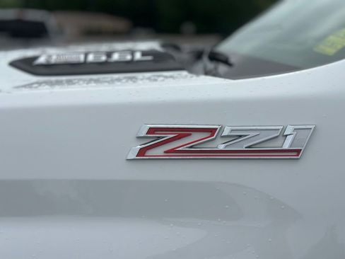Used 2024 Chevrolet Silverado 2500 LTZ w/ LTZ Plus Package AWD/4WD image 28
