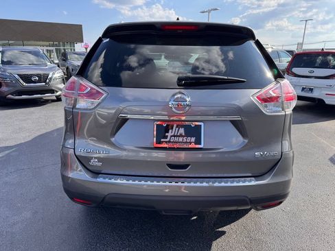 Used 2016 Nissan Rogue SV AWD/4WD image 4