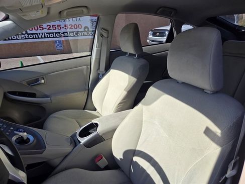 Used 2013 Toyota Prius Two image 8