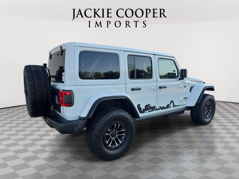 Used 2026 Jeep Wrangler Unlimited Rubicon AWD/4WD image 5