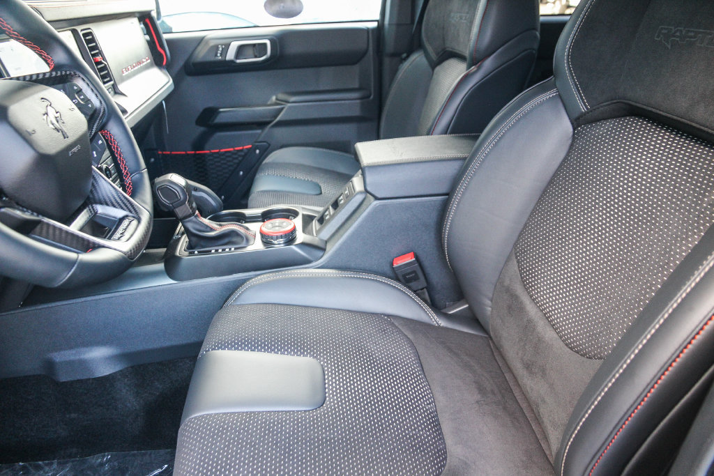 New 2026 Ford Bronco Raptor w/ Interior Carbon Fiber Pack AWD/4WD image 20