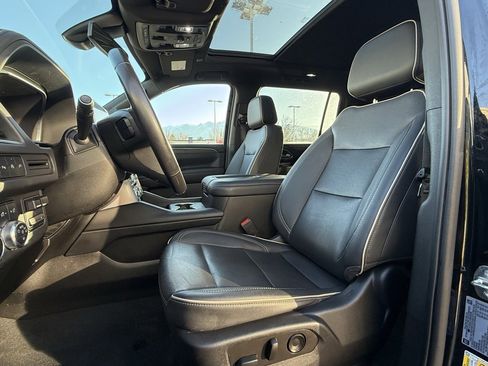 Used 2022 GMC Yukon XL SLT image 10