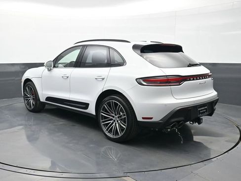 New 2026 Porsche Macan S image 3
