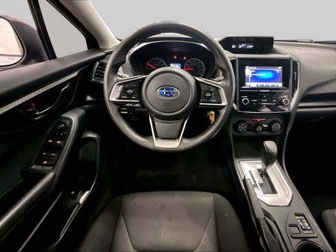 Used 2018 Subaru Impreza 2.0i Premium image 6
