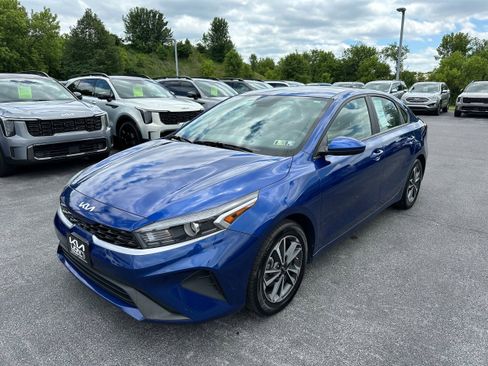 Used 2024 Kia Forte LXS FWD image 1