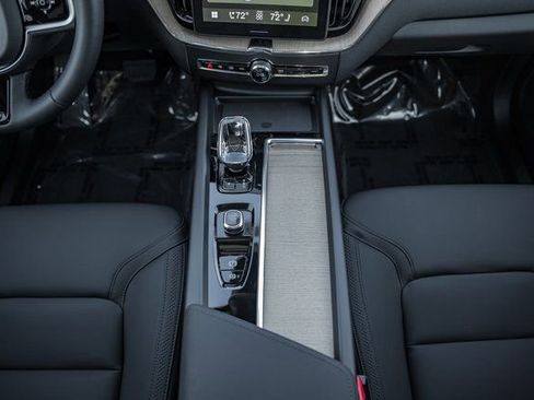 New 2026 Volvo XC60 B5 Plus w/ Climate Package image 28