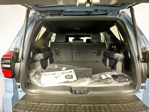New 2026 Toyota 4Runner Limited AWD/4WD image 28