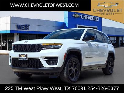 Used 2024 Jeep Grand Cherokee Altitude