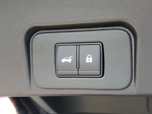New 2026 Nissan Rogue SV AWD/4WD image 29