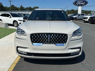 Used 2023 Lincoln Aviator Grand Touring w/ Equipment Group 301A AWD/4WD video 2