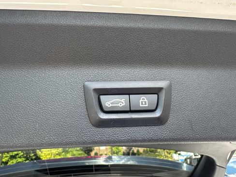 Used 2018 BMW X3 xDrive30i AWD/4WD image 19