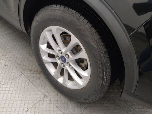 Used 2020 Ford Escape SE FWD image 31