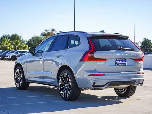 New 2026 Volvo XC60 B5 Ultra w/ Protection Package Premier AWD/4WD image 4