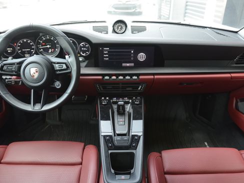 Certified 2023 Porsche 911 Targa 4 GTS AWD/4WD image 21