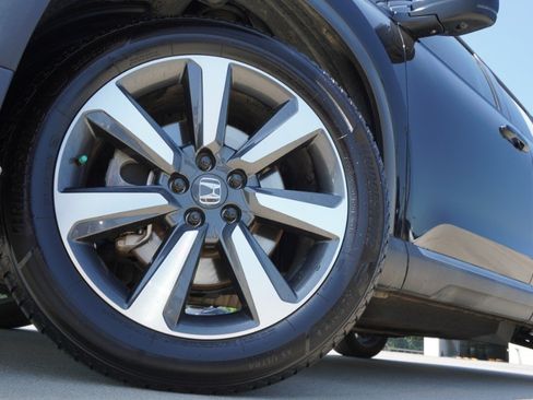 Used 2023 Honda Pilot Elite image 11