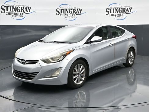 Used 2014 Hyundai Elantra SE w/ Option Group 02 image 3