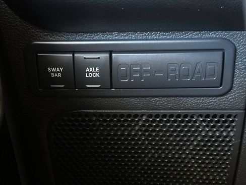 Used 2014 Jeep Wrangler Rubicon w/ Power Convenience Group AWD/4WD image 35