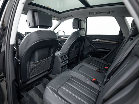 Used 2023 Audi Q5 2.0T Premium w/ Convenience Package AWD/4WD image 15