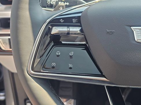 New 2026 Cadillac Lyriq Sport AWD/4WD image 26