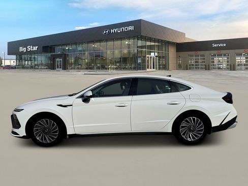 New 2026 Hyundai Sonata SEL FWD image 3
