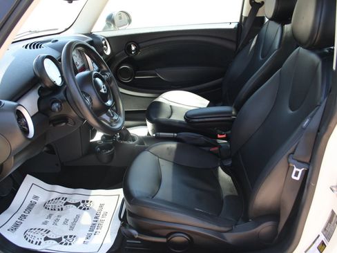 Used 2013 MINI Cooper Hardtop FWD image 8