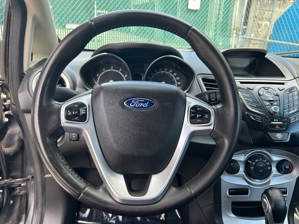 Used 2016 Ford Fiesta SE FWD image 16