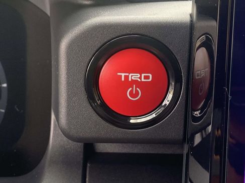 New 2026 Toyota 4Runner TRD Off-Road Premium AWD/4WD image 24